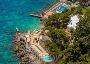Get Married in Capri at Historic Seaside Resort