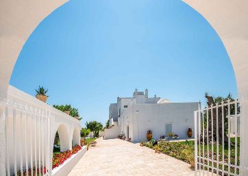 Get Married in Puglia at Dream Villa in Polignano a Mare