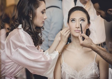 Make up for a beautiful Bride in Como Lake