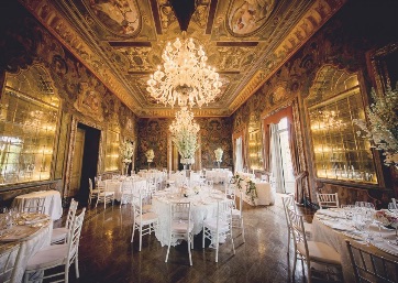 Impressive Wedding reception in Como Lake