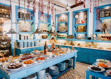 Amazing sweet buffet room in Capri