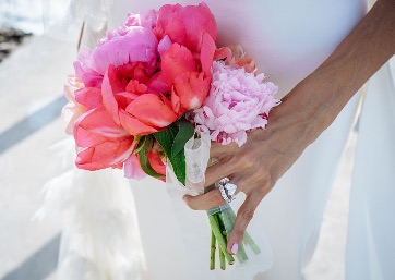 Elegant Bridal bouquet in Capri