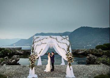 Stunning Ceremony decor in Lake District