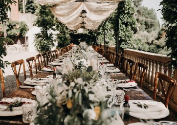 Stunning Wedding reception decor in Tuscany