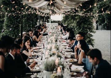 Wedding dinner alfresco in Tuscany
