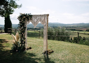 Beautiful Wedding ceremony arch in Tuscany