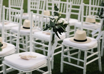 Wedding ceremony details in Tuscany