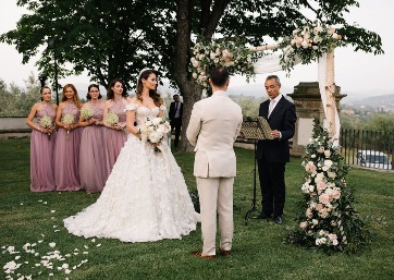 Wedding celebrant in Florence