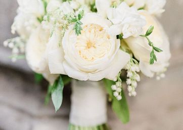 Beautiful Bridal bouquet in Tuscany