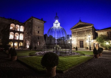 Beautiful Wedding venue by night in Tuscany