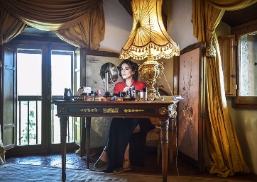 Bridal getting ready in Tuscany