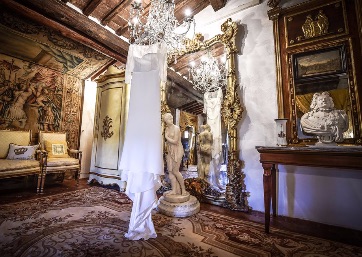 Elegant Bridal Dress in Tuscany