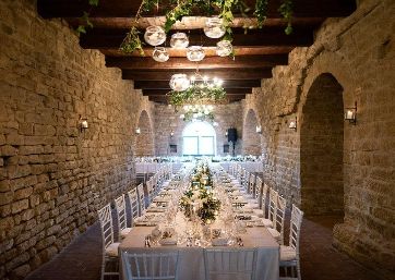 Spectacular indoor wedding reception in Umbria