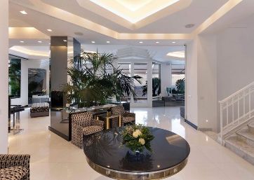 Luxurious indoor