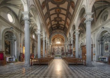Impressive Cathedral for your Catholic Wedding in Cortona