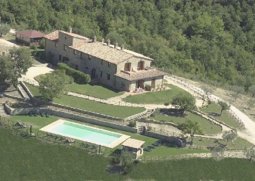 Get Married in Perugia at Beautiful Farmhouse in Umbria