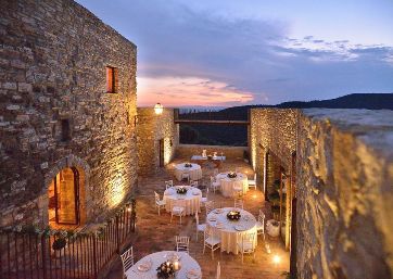 Wedding reception on the terrace in Umbria