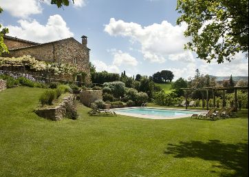 Get Married in Siena at Charming Tuscan Farmhouse near Siena