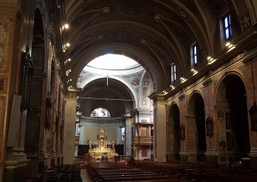 Lovely Church for Catholic Wedding in the main square of Como