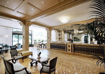 Glamorous hotel in Ischia