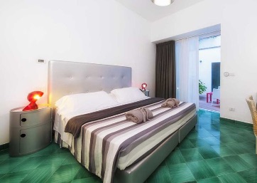 Beautiful double room in Ischia
