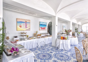 Beautiful restaurant in Ischia