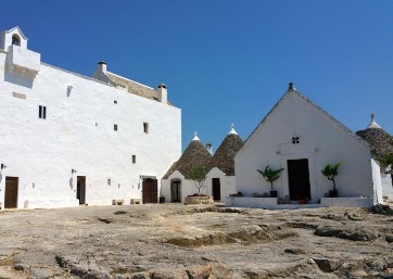 Get Married in Puglia at Original Trulli Farmhouse