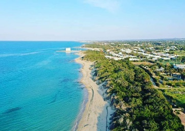Get Married in Puglia at Colourful Beach Wonderland