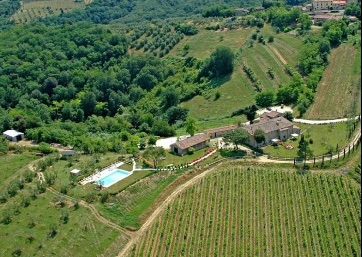 Get Married in Montepulciano, Montalcino, Val D'Orcia & Maremma at Farmhouse surrounded by vineyards