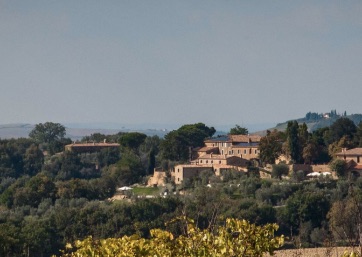 Get Married in Montepulciano, Montalcino, Val D'Orcia & Maremma at High Class Resort in Val D'Orcia
