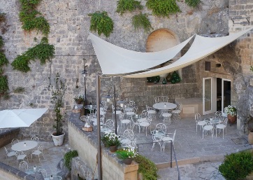 Terrace wedding in Matera