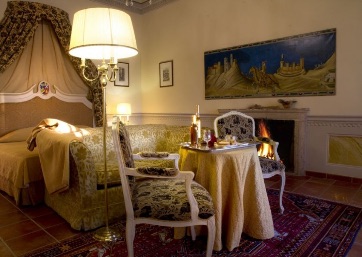 Romantic dinner in Tuscany