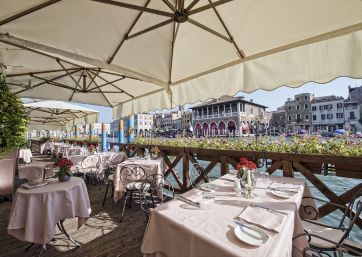 Wedding on the terrace in Venice