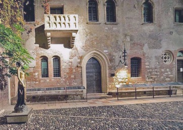 Get Married in Verona at Juliet's House