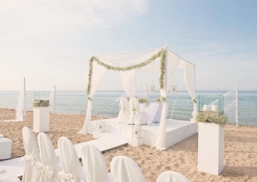 Get Married in Apulia at Idyllic Beach Location