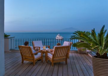 Private Sea View Terrace in Capri